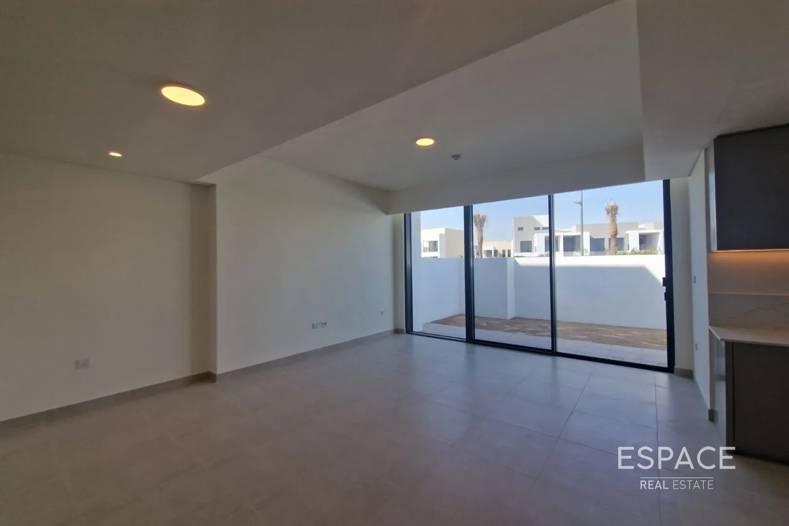 single static gallery