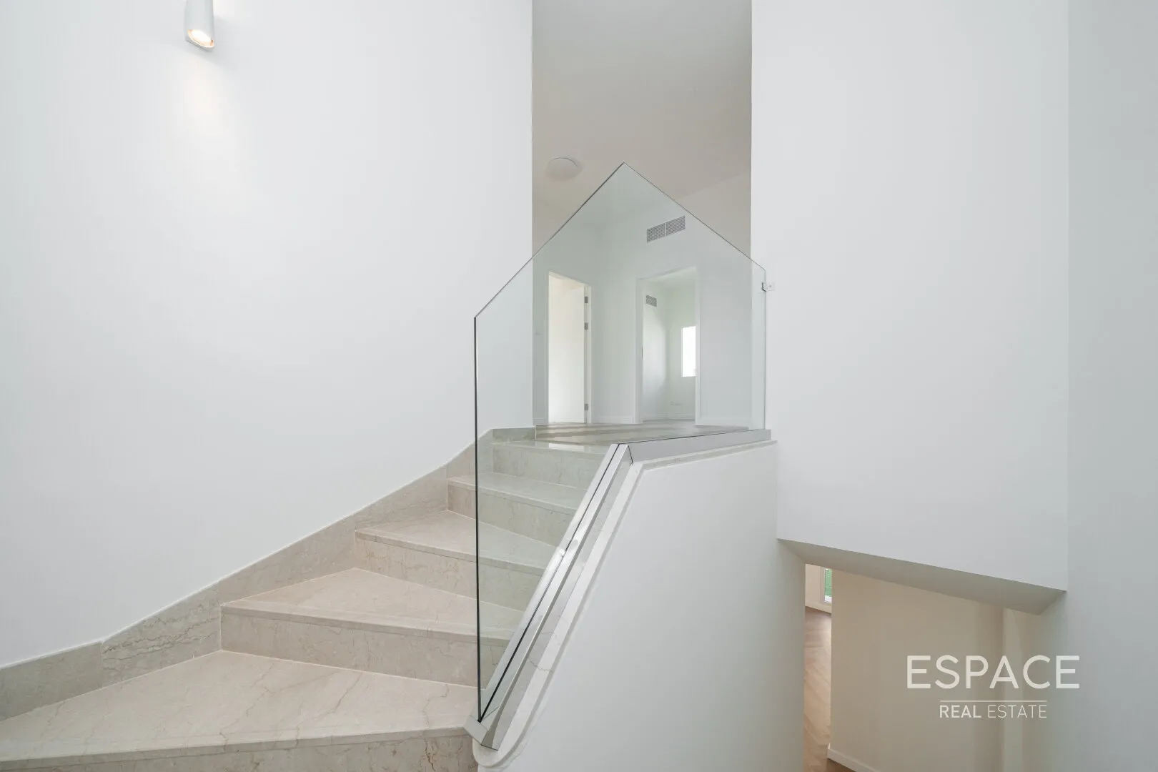 single static gallery