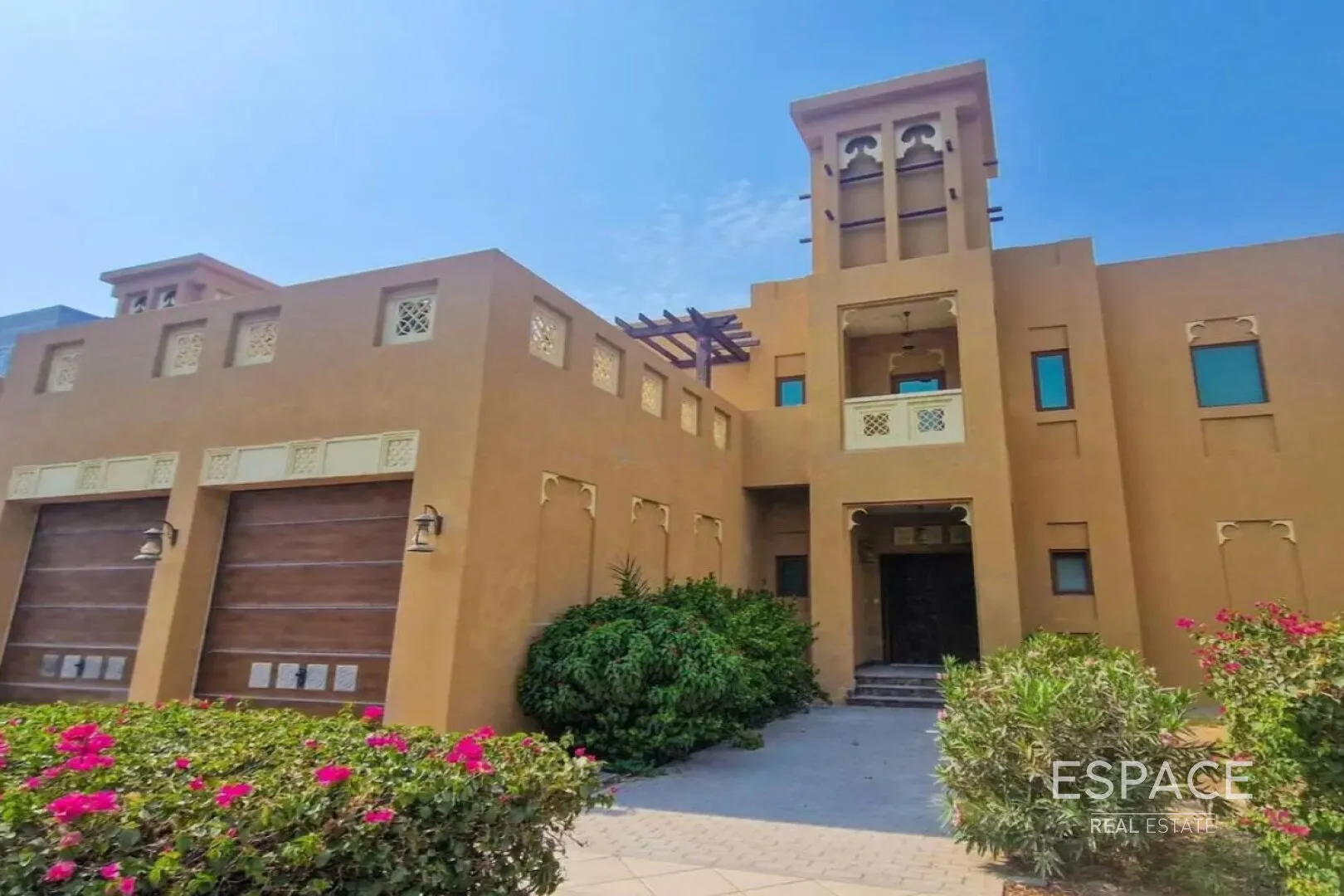 PropertiesGalleryCamera