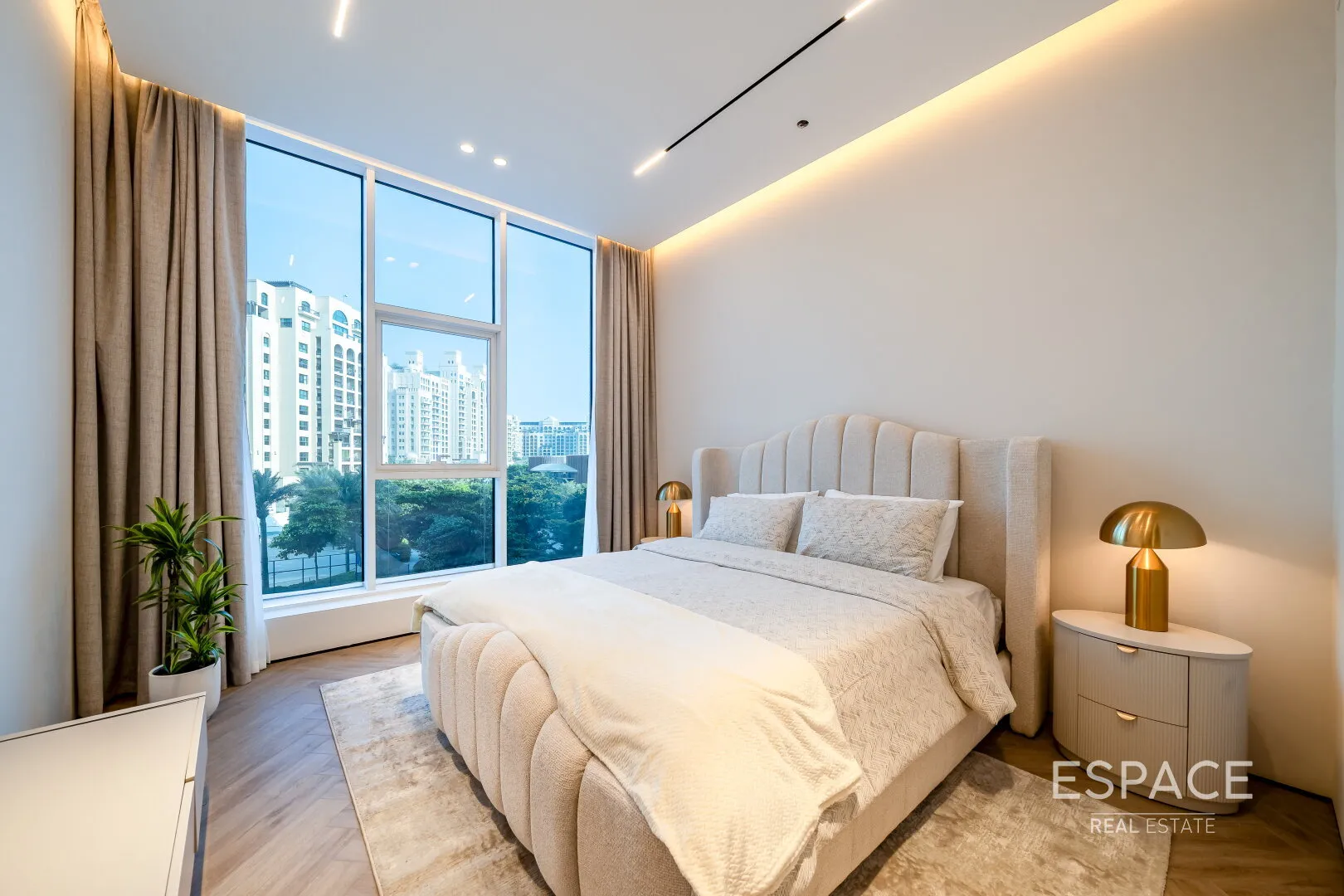 single static gallery