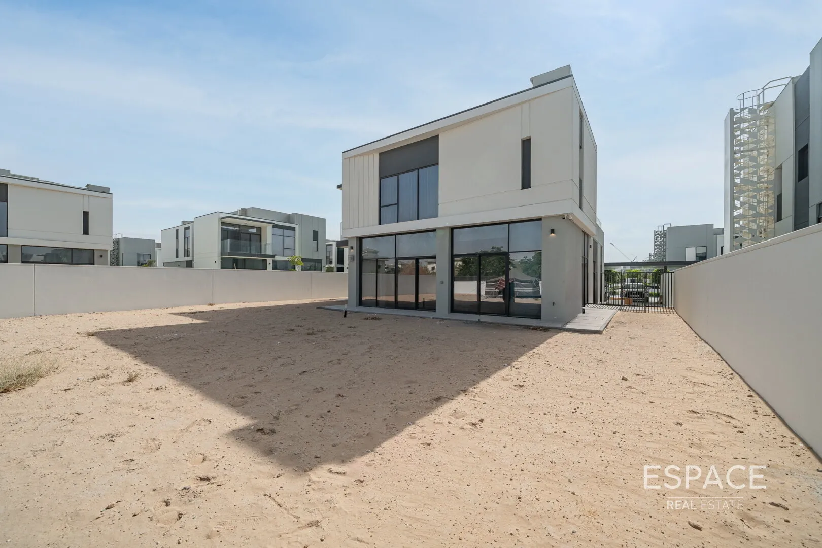 PropertiesGalleryCamera