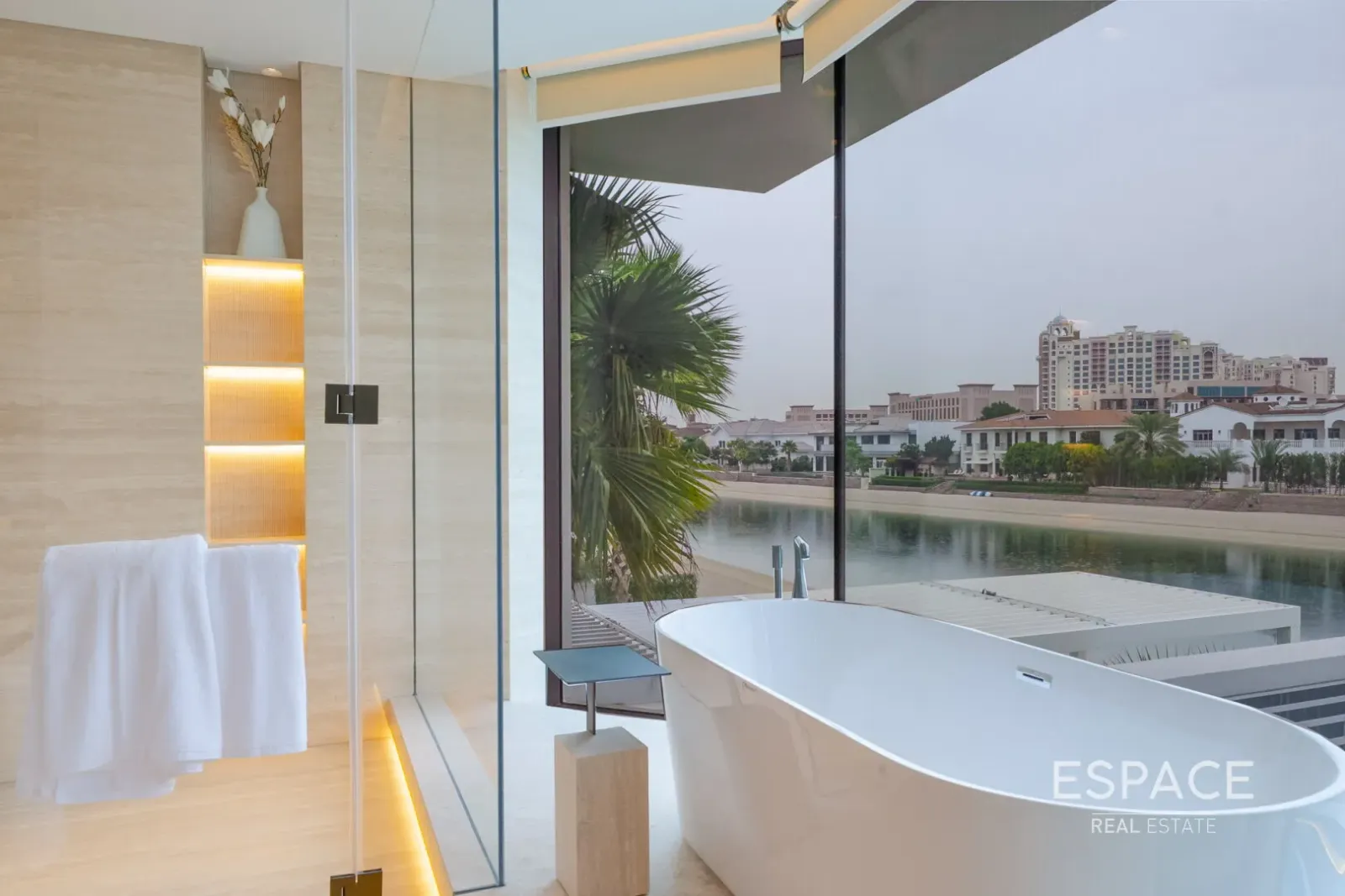 PropertiesGalleryCamera