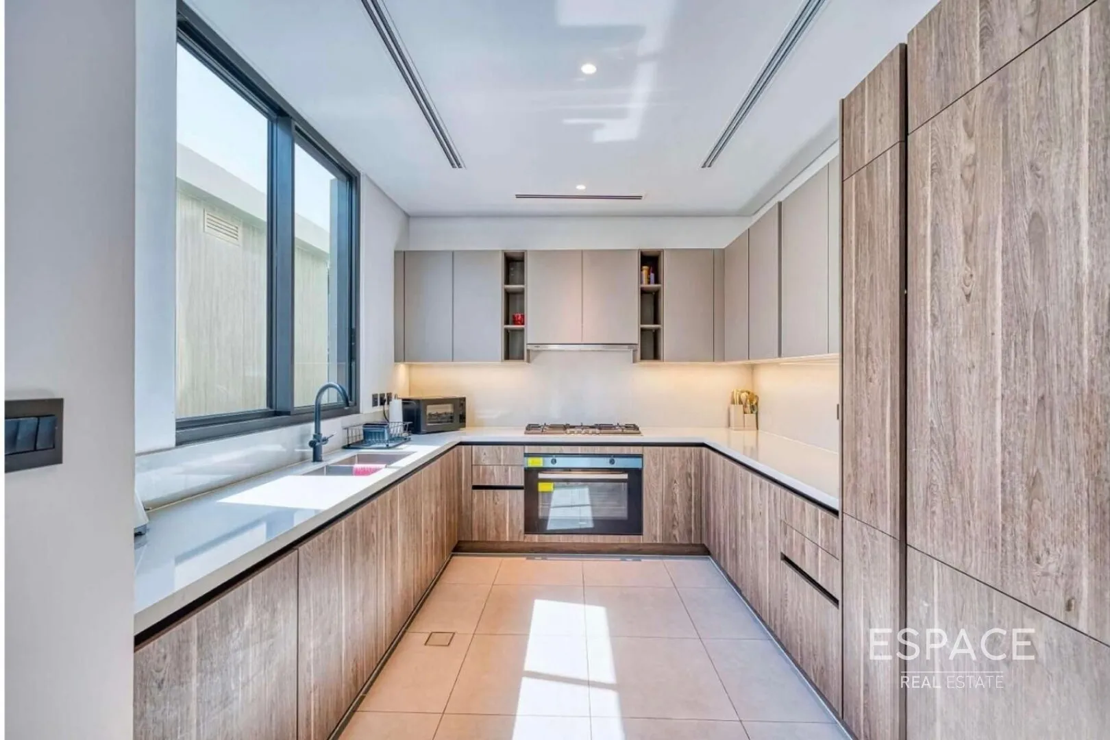 single static gallery