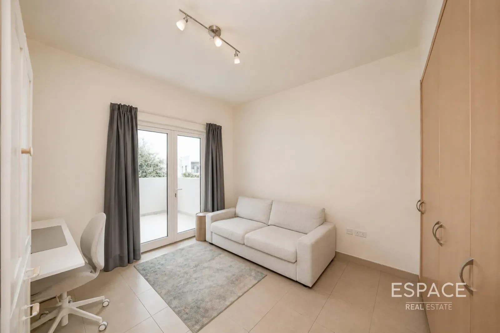 PropertiesGalleryCamera