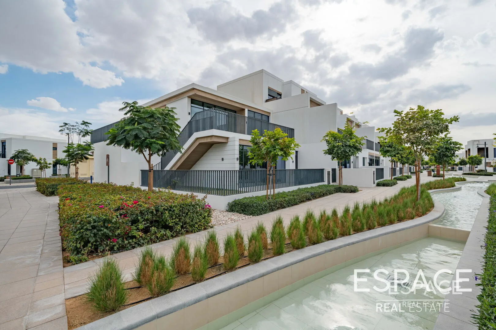 single static gallery