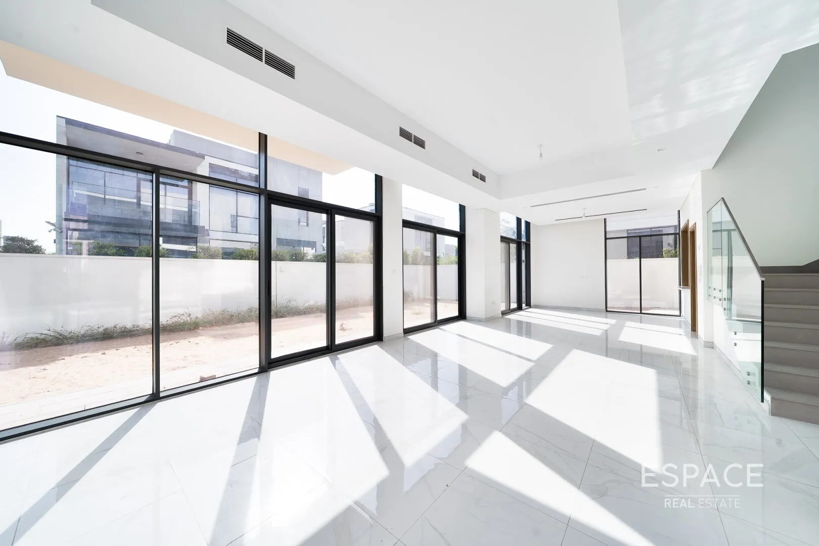 single static gallery