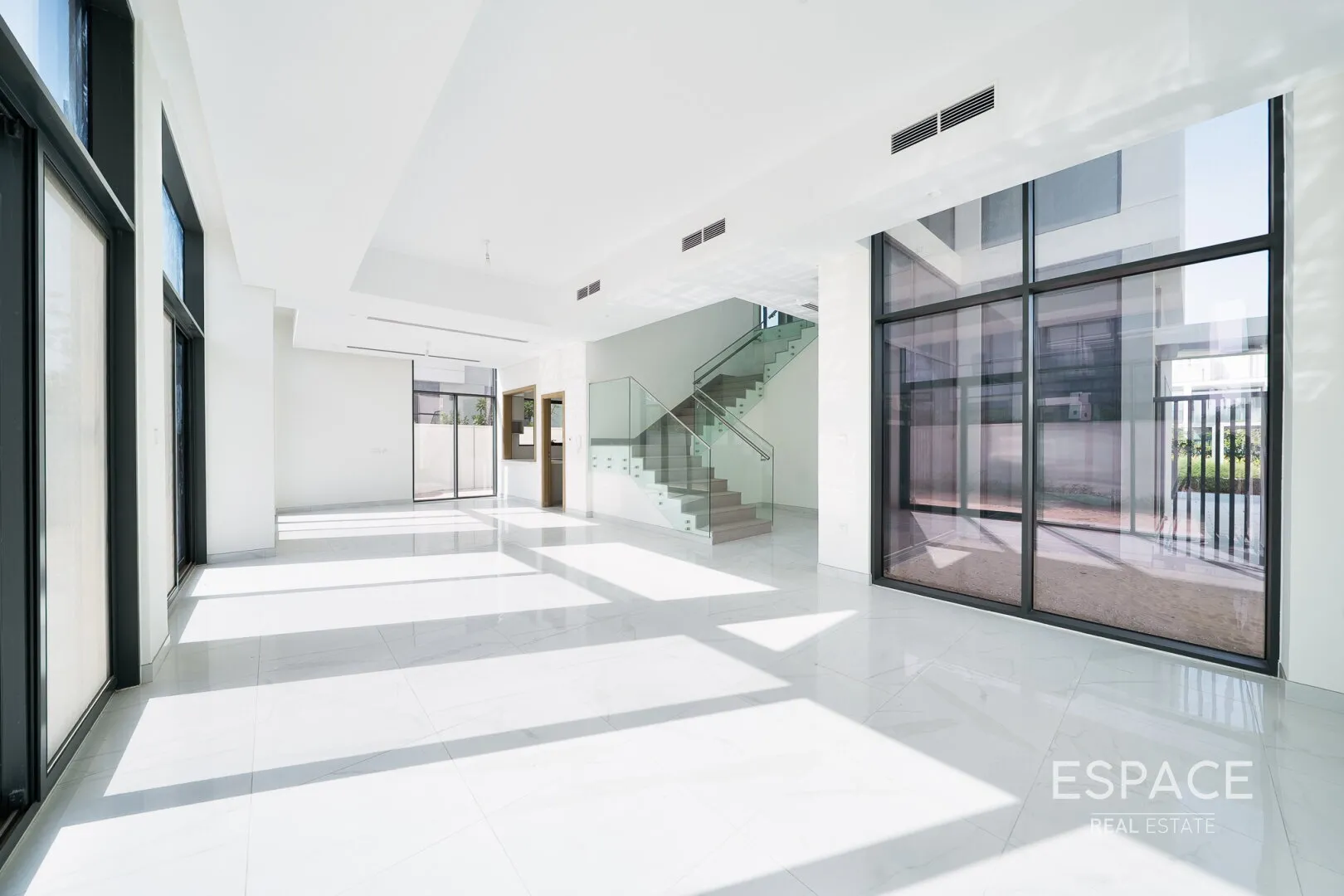 single static gallery