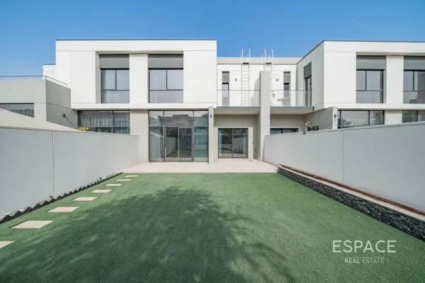 Murooj Al Furjan - West Phase 2, Al Furjan, Dubai - Espace