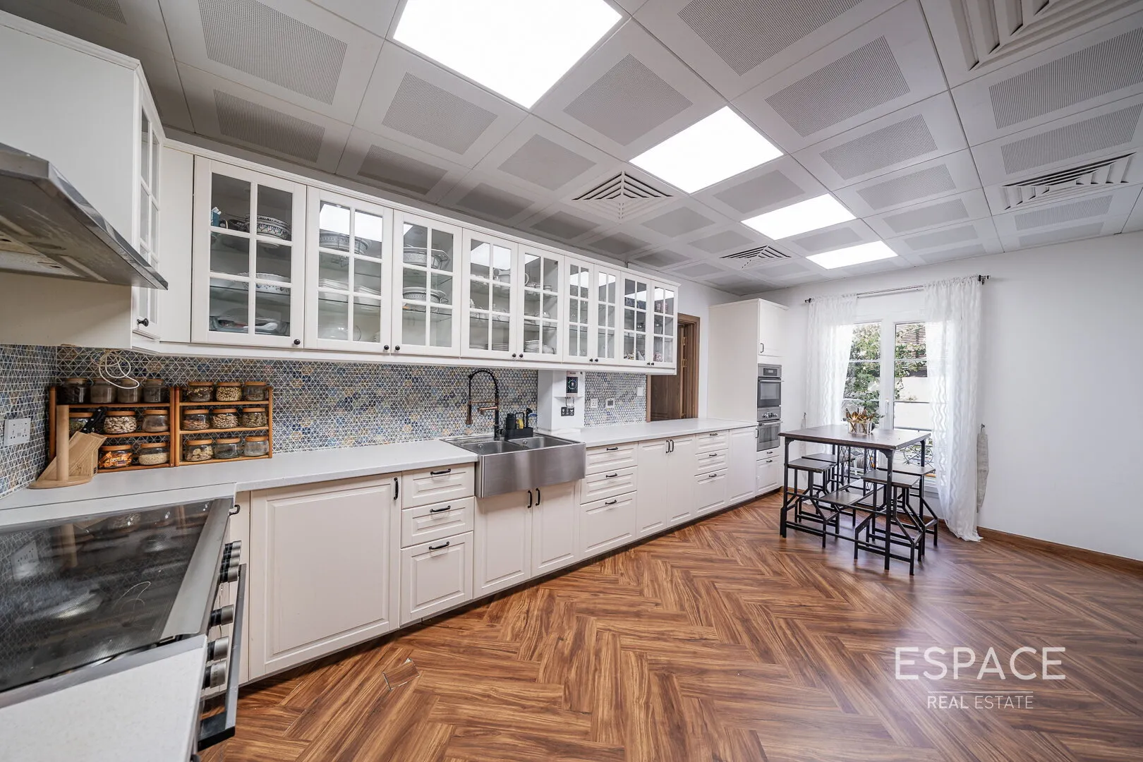 single static gallery