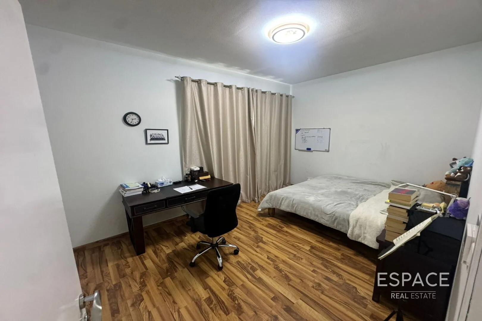 PropertiesGalleryCamera