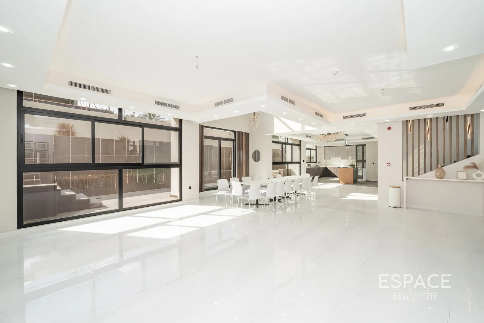 single static gallery