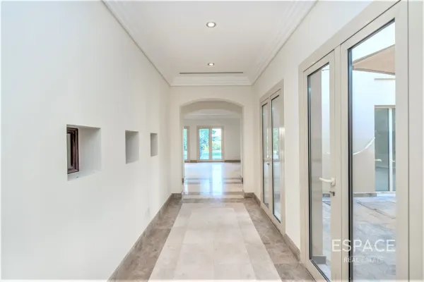 single static gallery