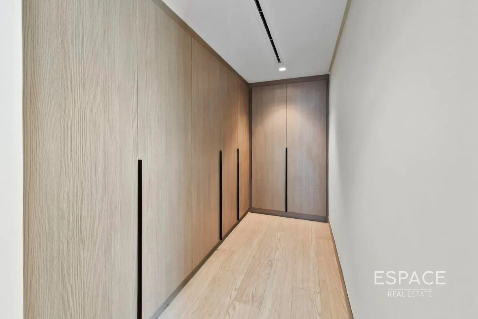 single static gallery