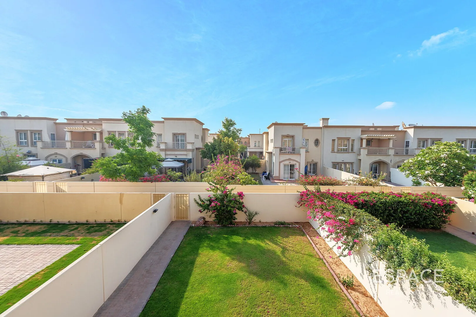 single static gallery