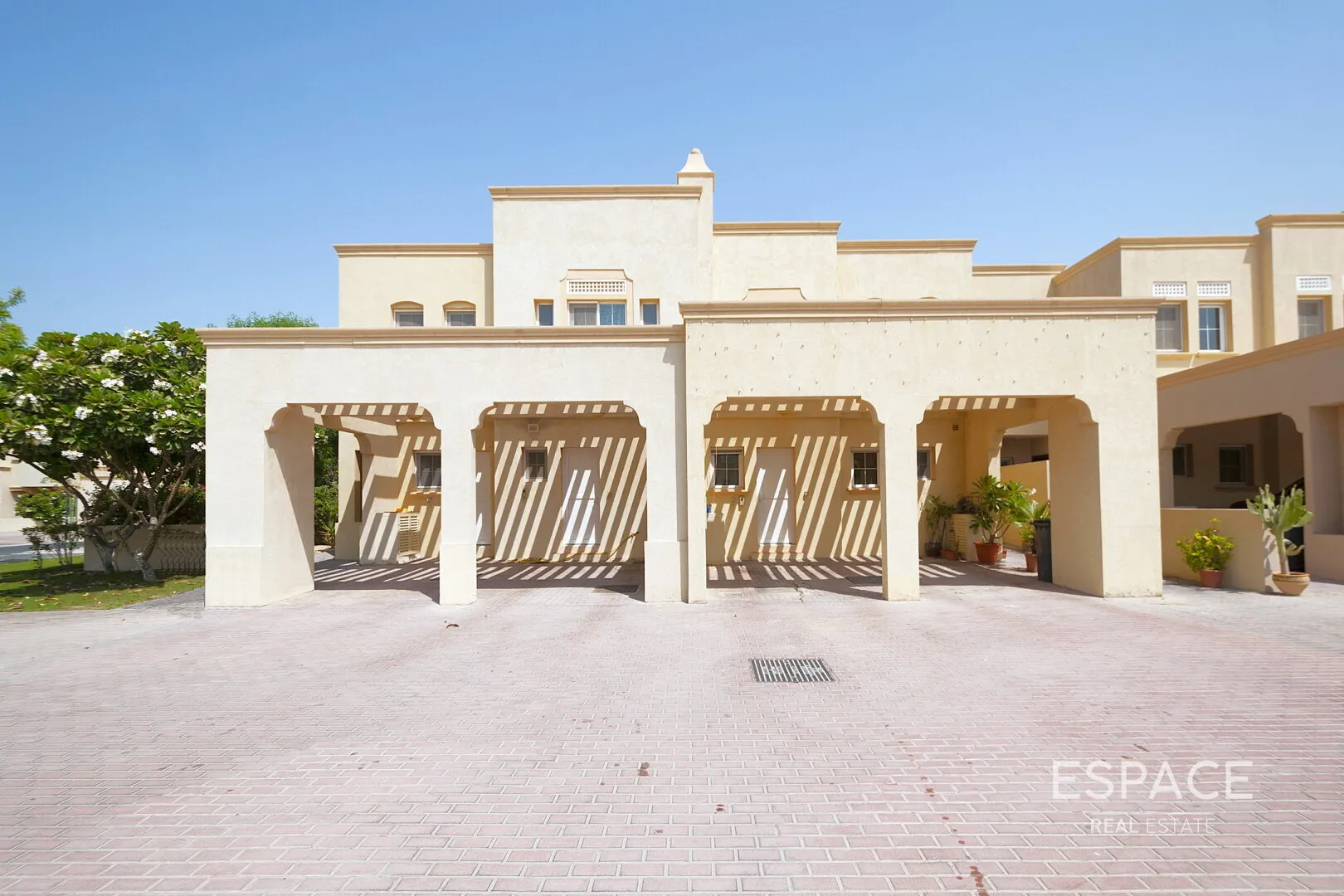 single static gallery