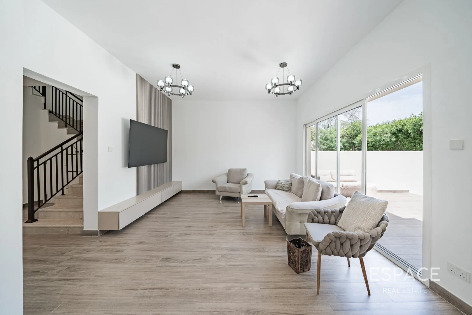 single static gallery