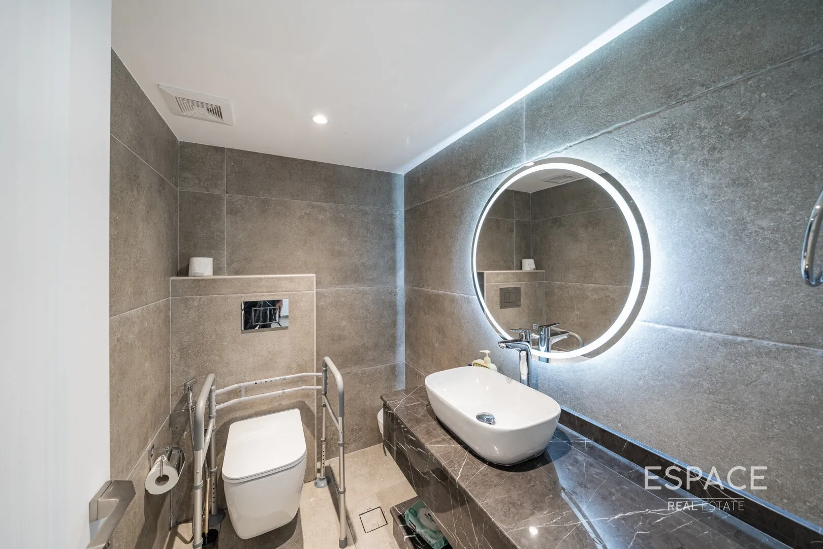 PropertiesGalleryCamera