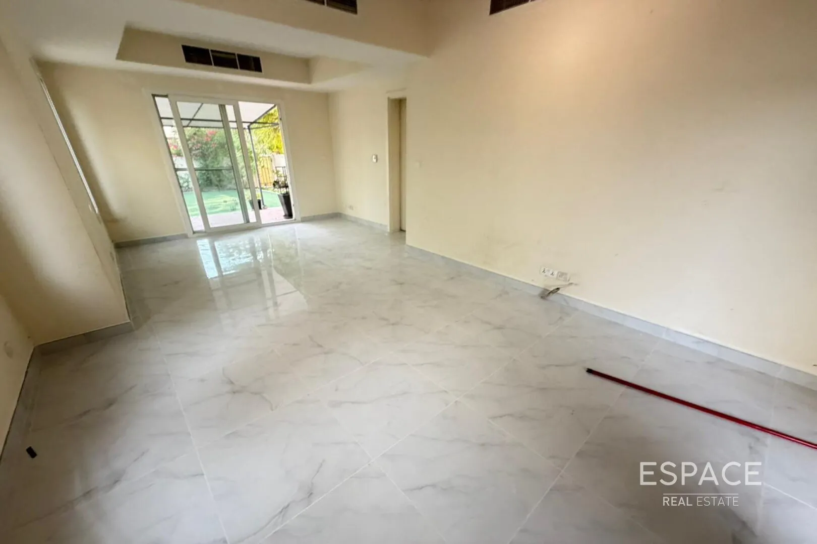 single static gallery