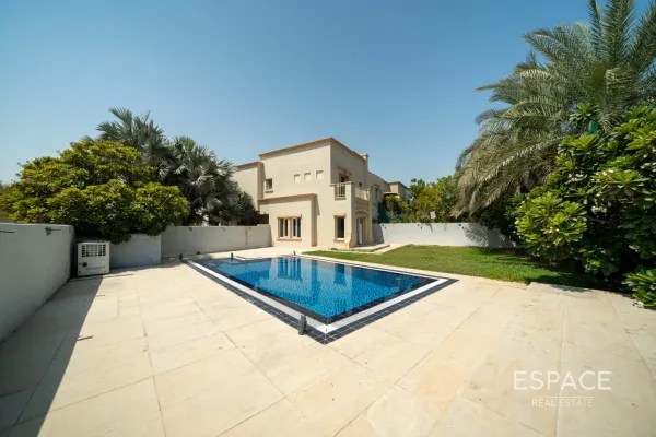 Springs 15, Springs, Dubai - Espace