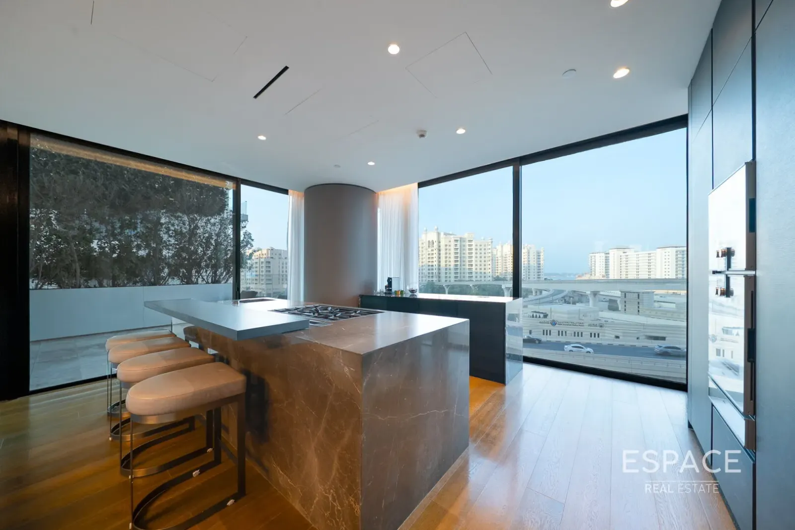 PropertiesGalleryCamera