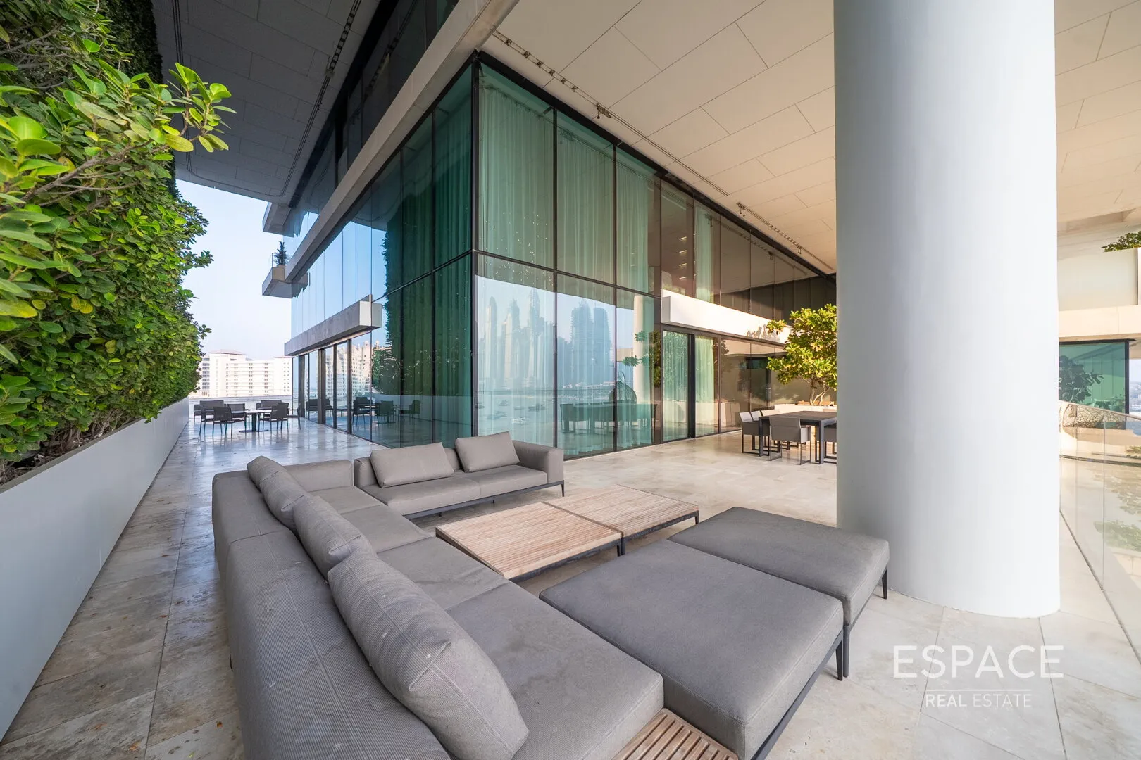 PropertiesGalleryCamera