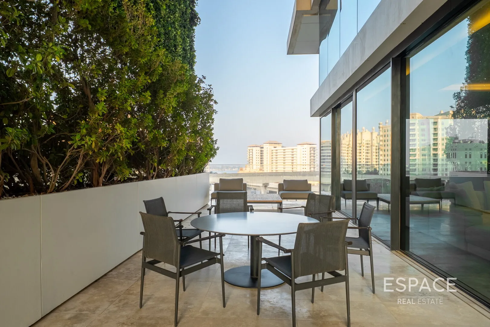 PropertiesGalleryCamera