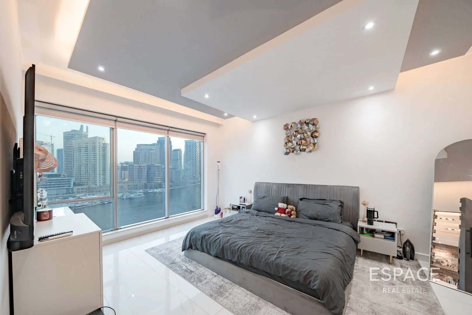 PropertiesGalleryCamera
