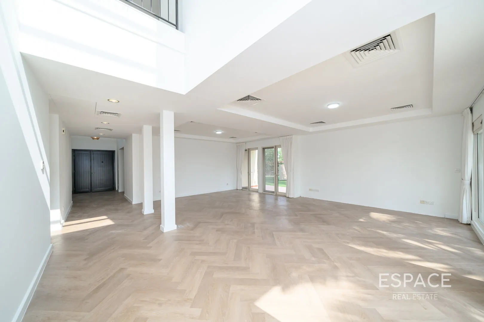 single static gallery