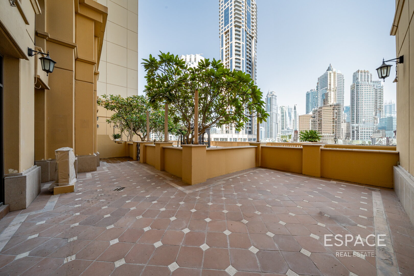 PropertiesGalleryCamera