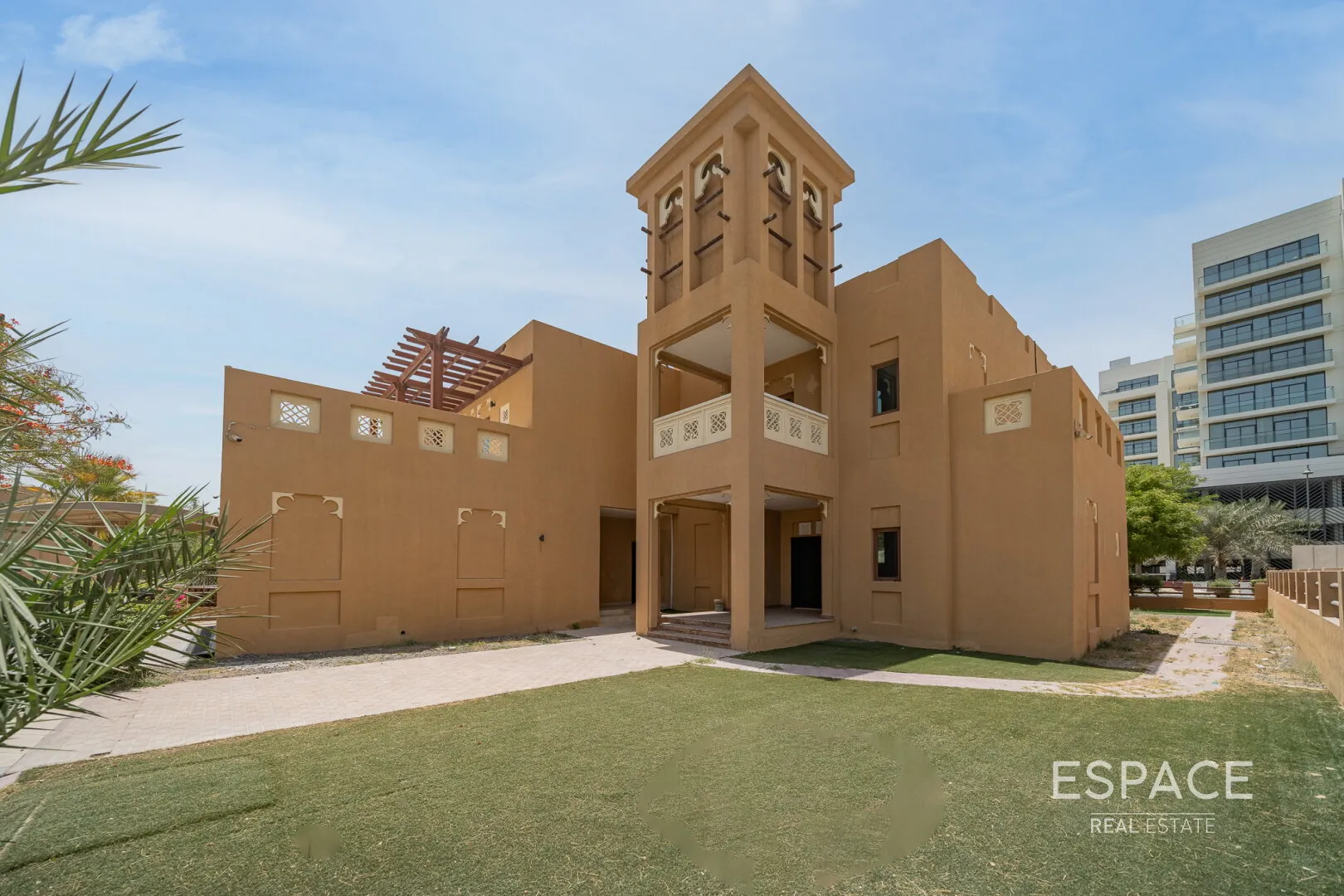 PropertiesGalleryCamera