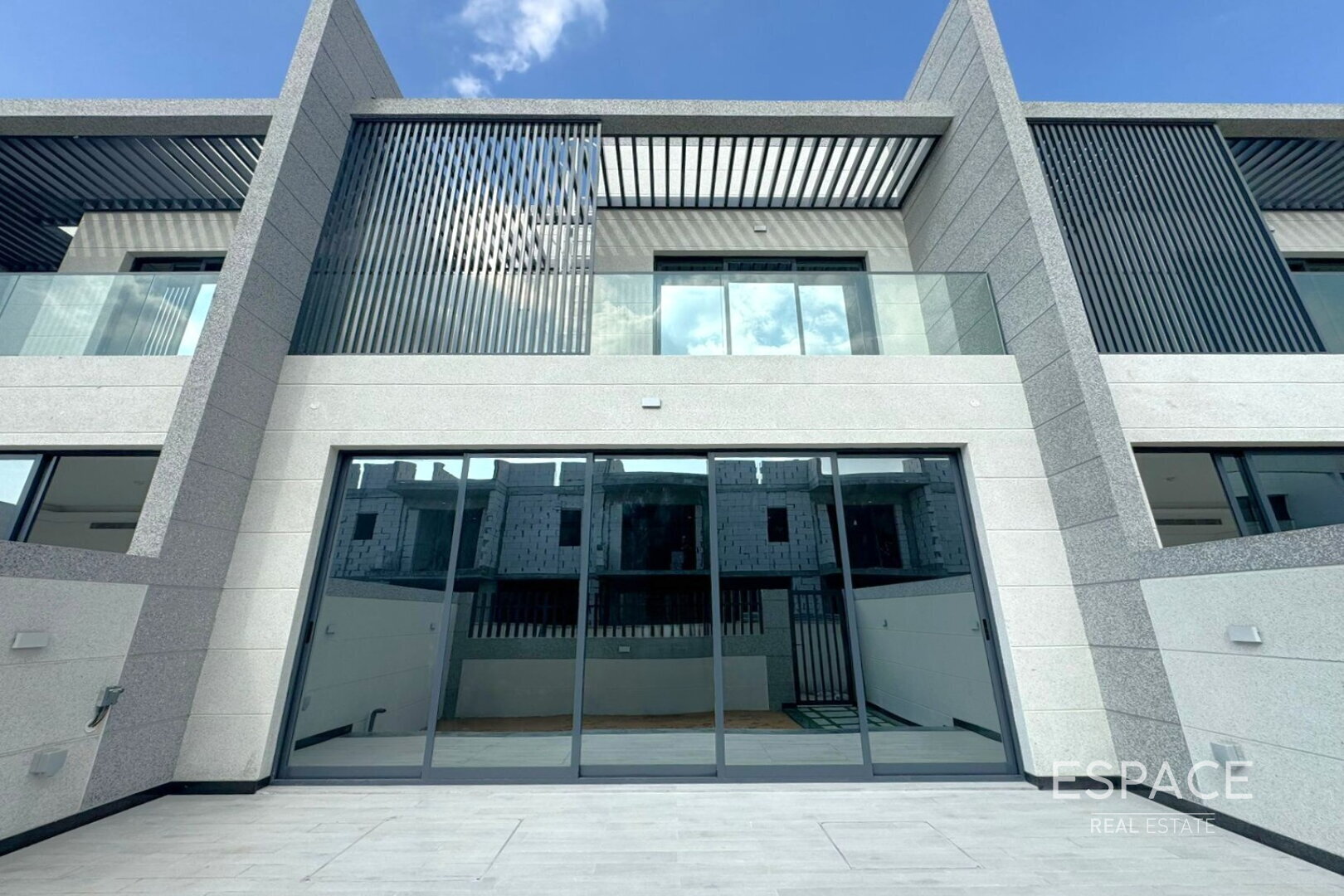 single static gallery