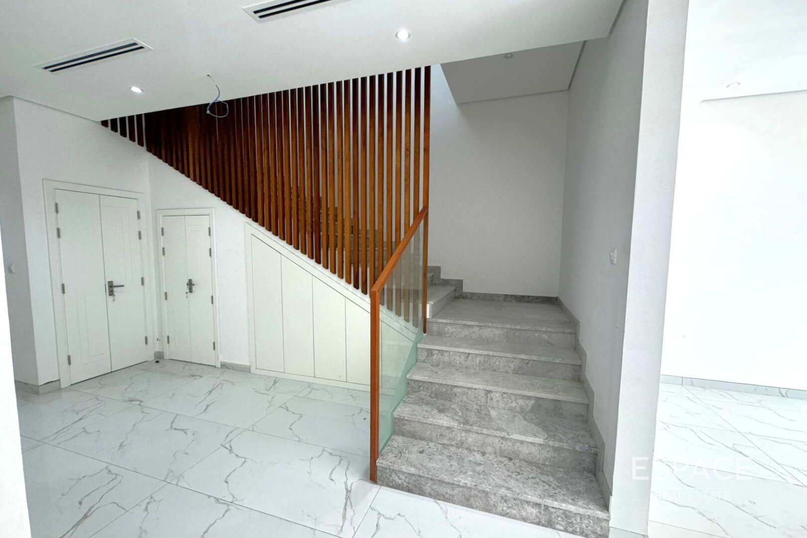 single static gallery