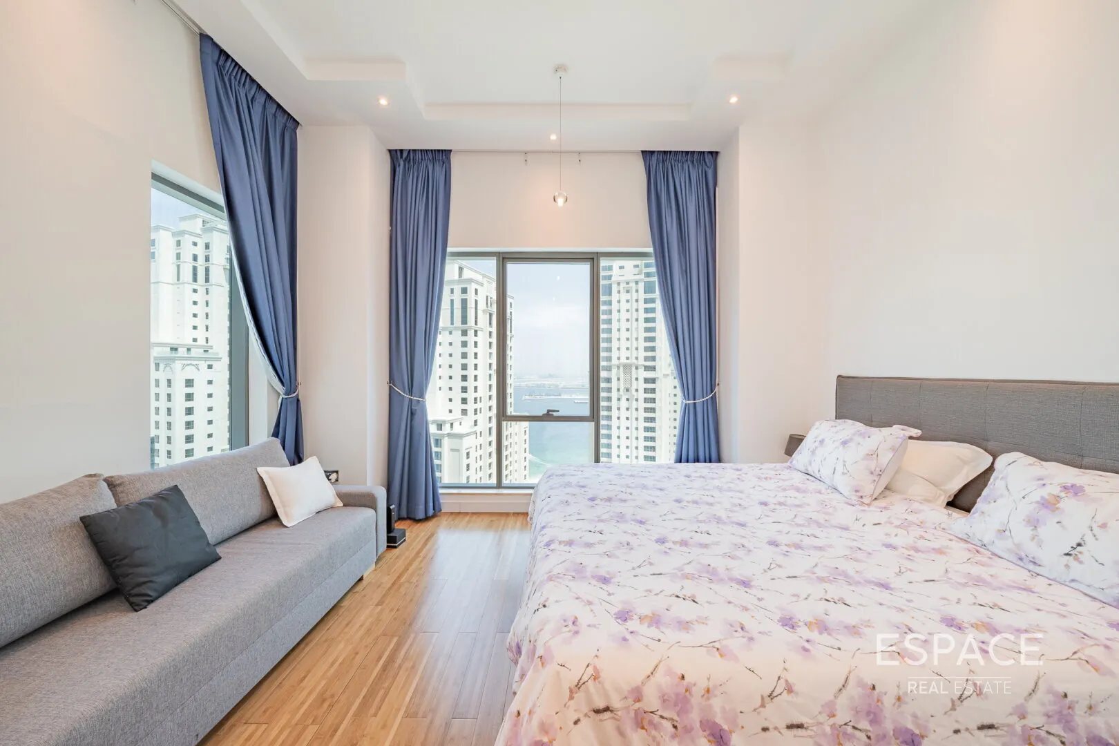 PropertiesGalleryCamera