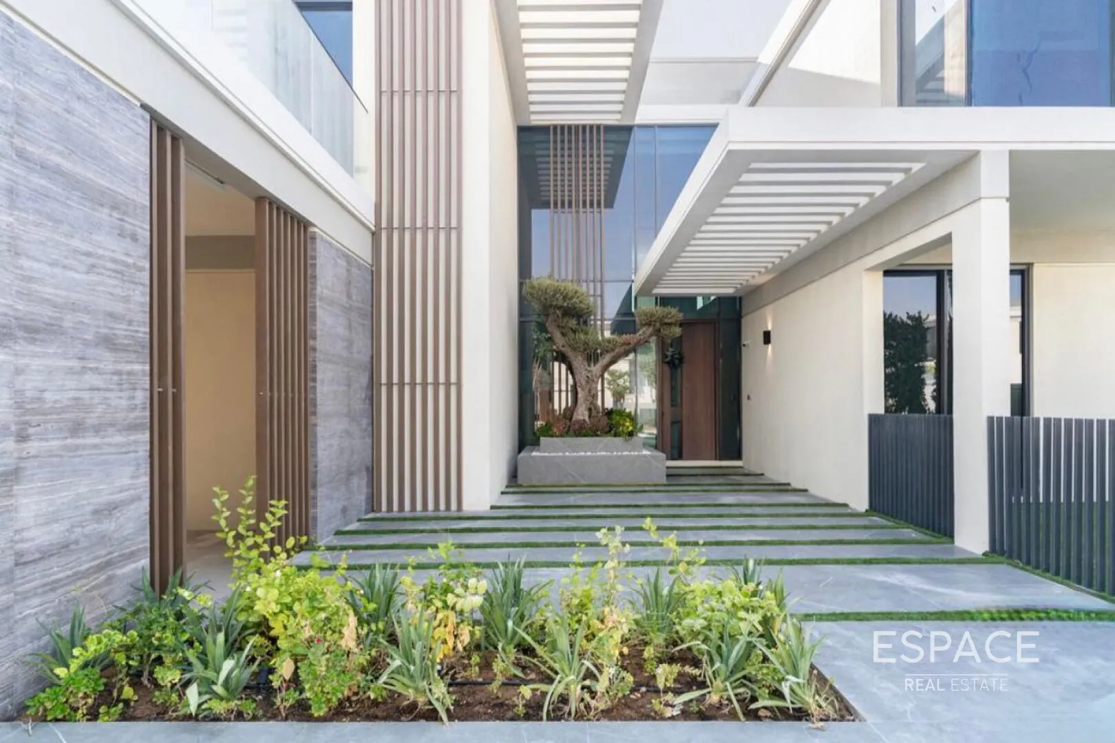 single static gallery