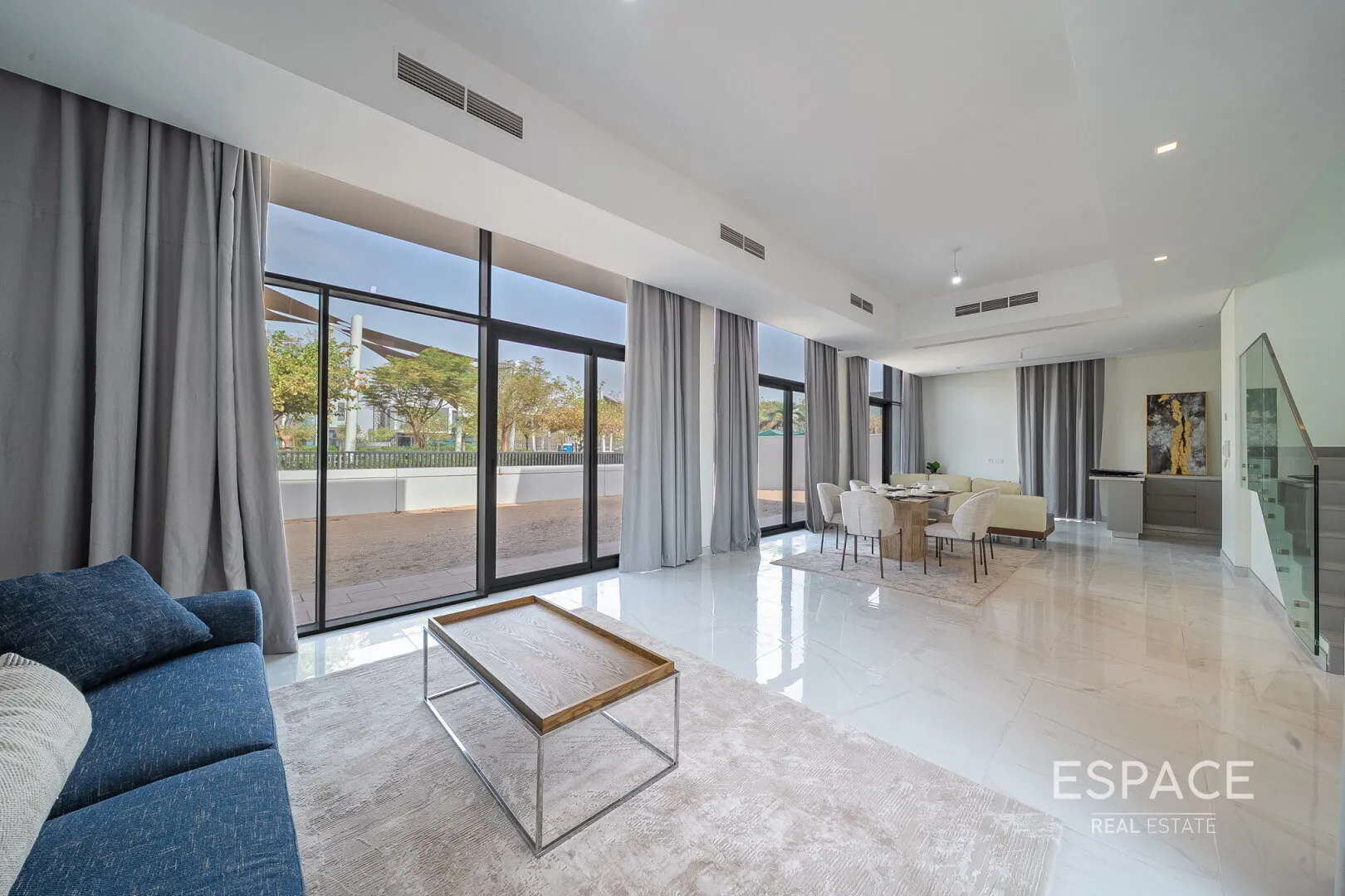 single static gallery