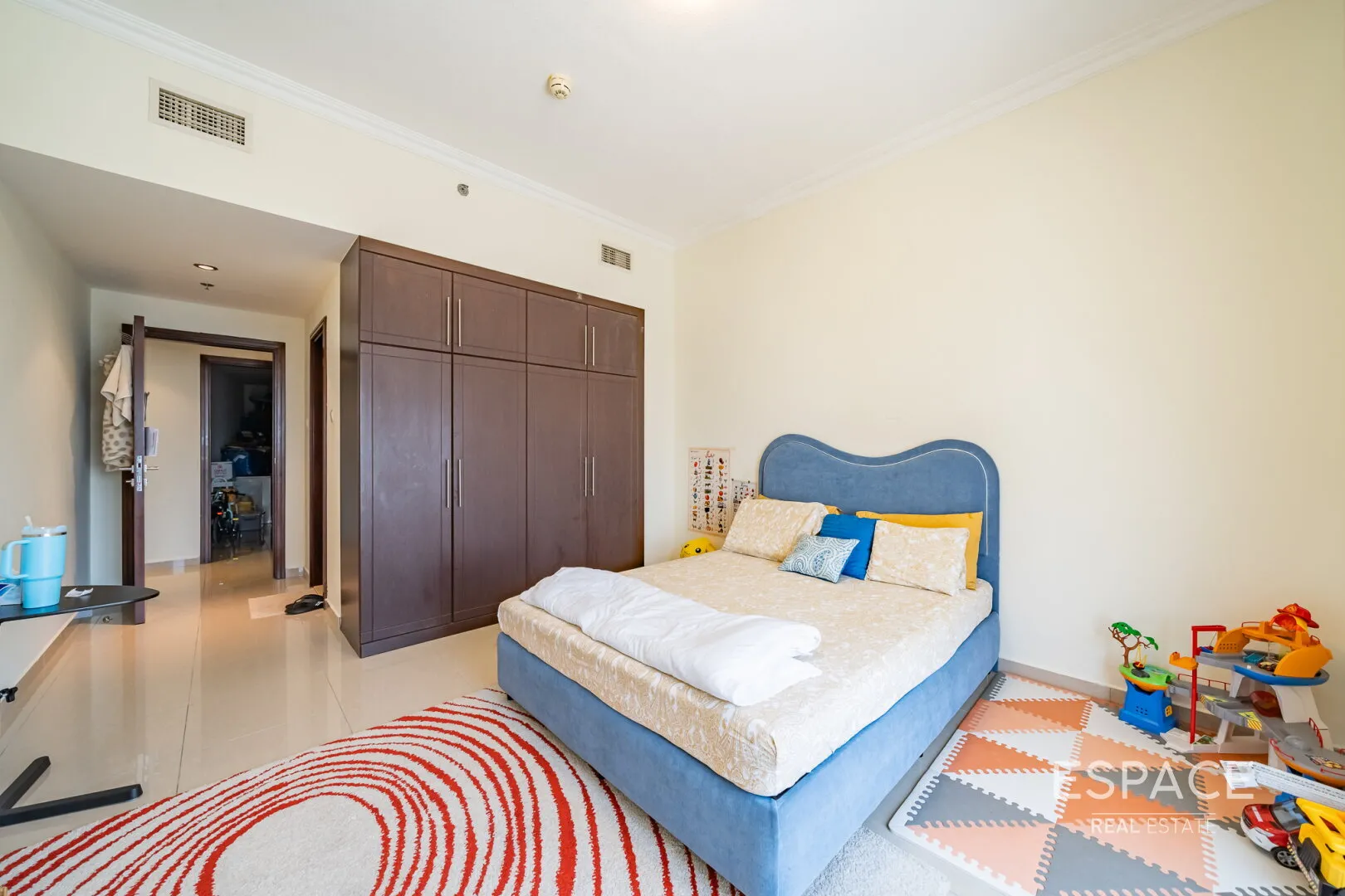 PropertiesGalleryCamera