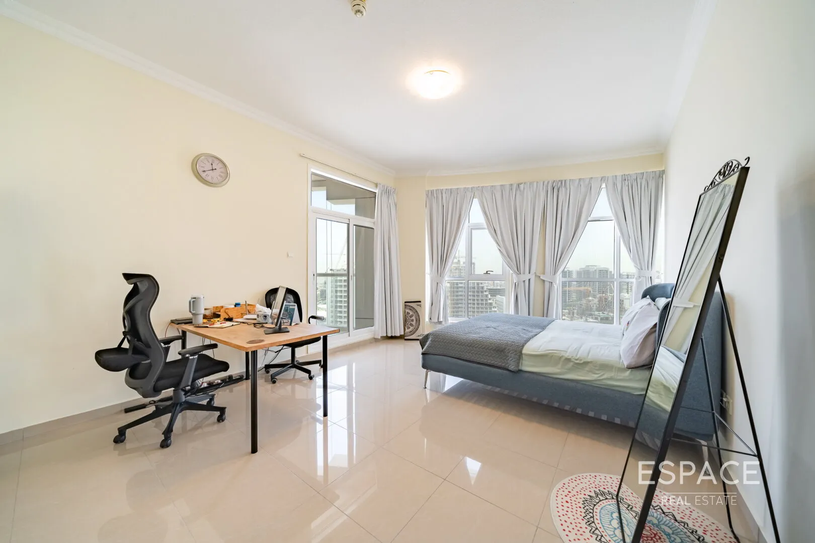 PropertiesGalleryCamera