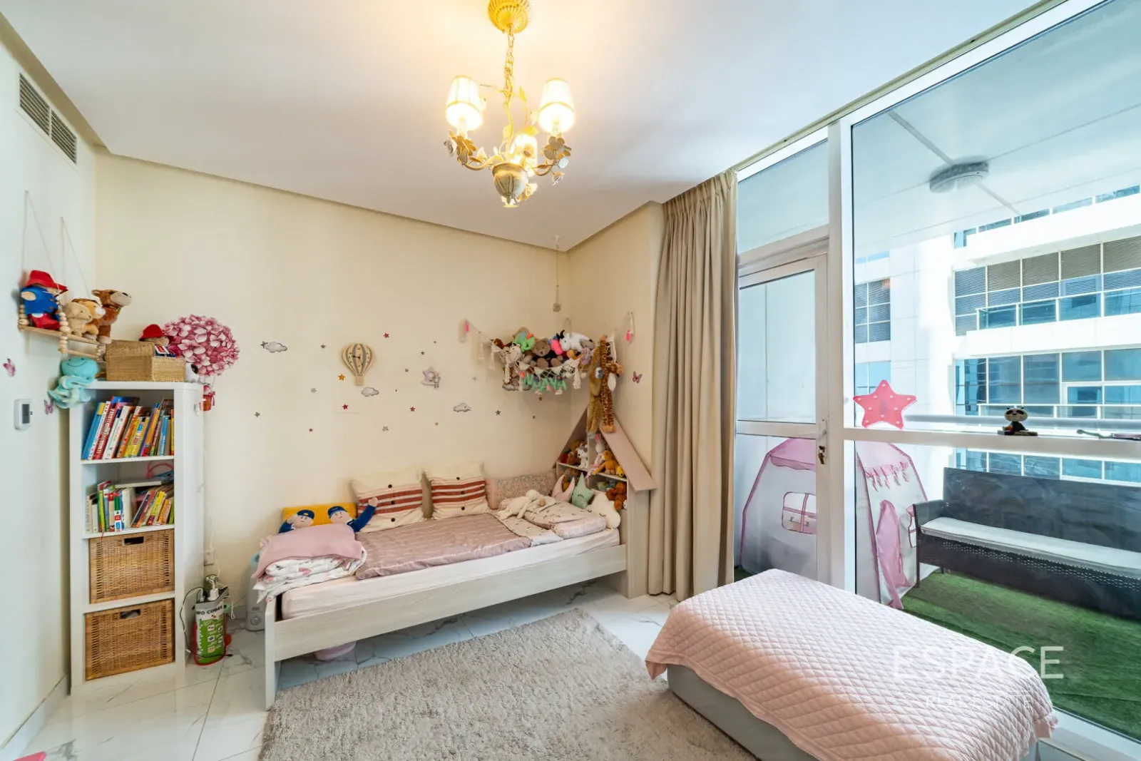 PropertiesGalleryCamera