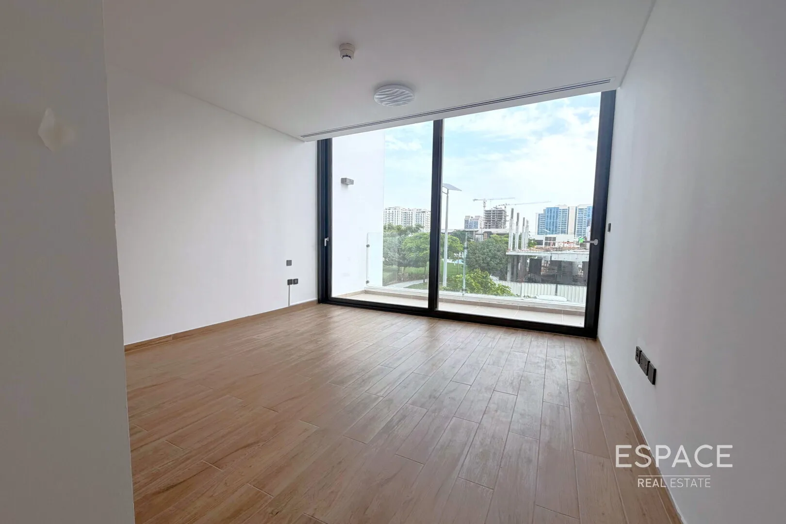 single static gallery