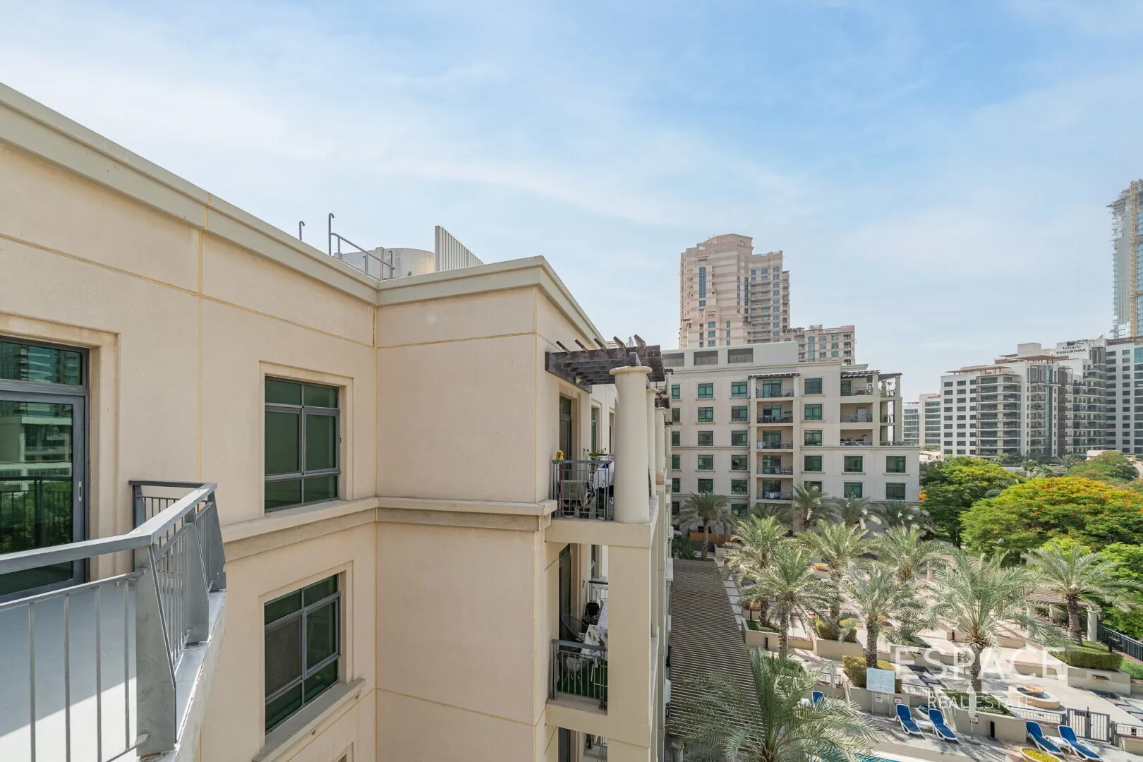 PropertiesGalleryCamera