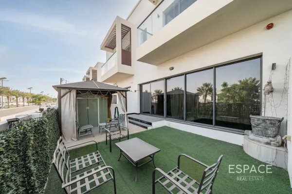 Custom Built, Al Furjan, Dubai - Espace