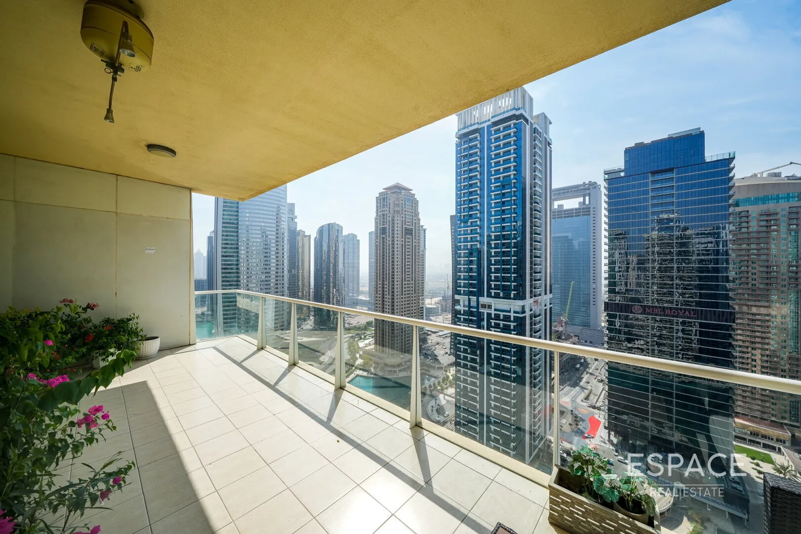 PropertiesGalleryCamera