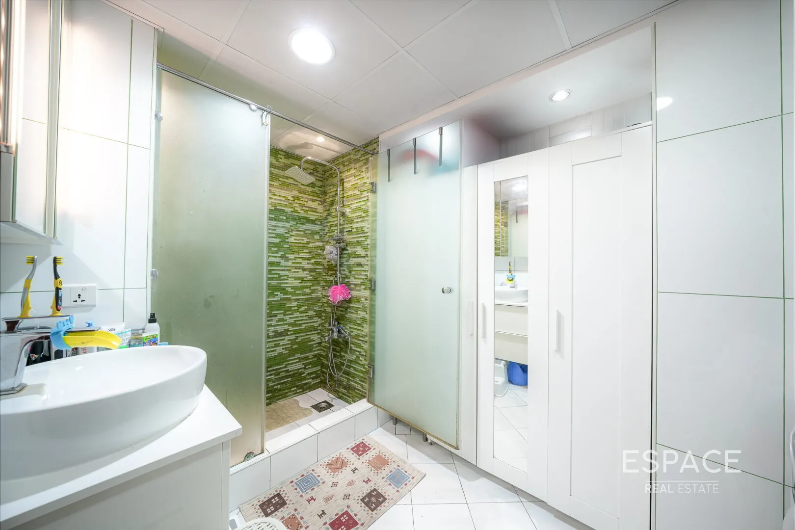 PropertiesGalleryCamera