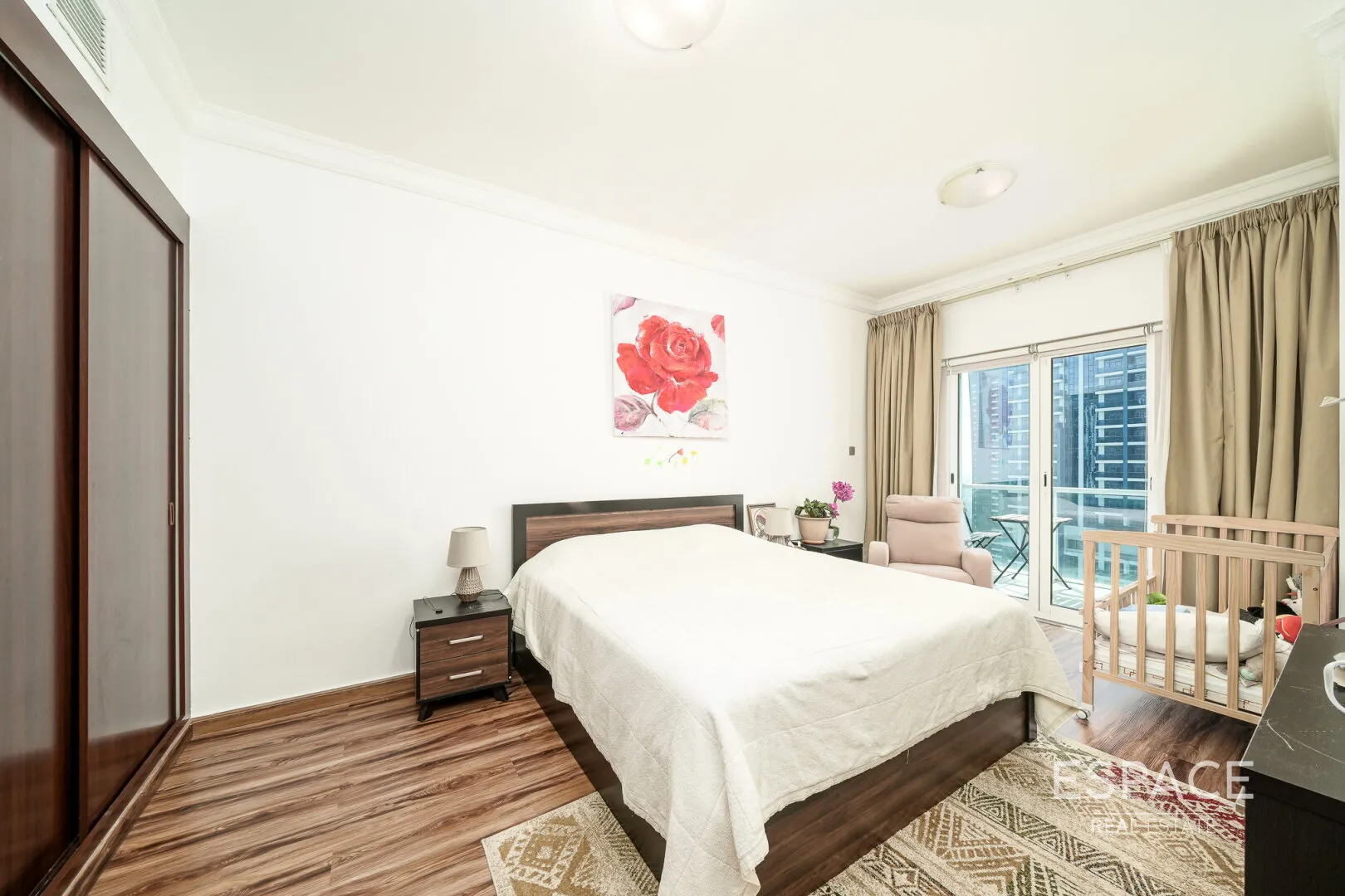 PropertiesGalleryCamera