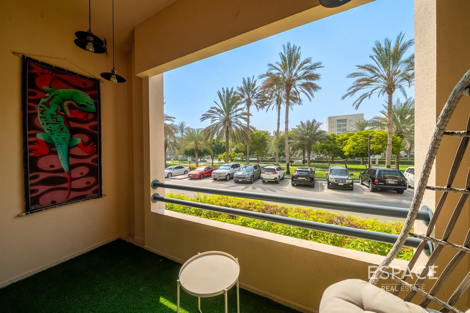 PropertiesGalleryCamera