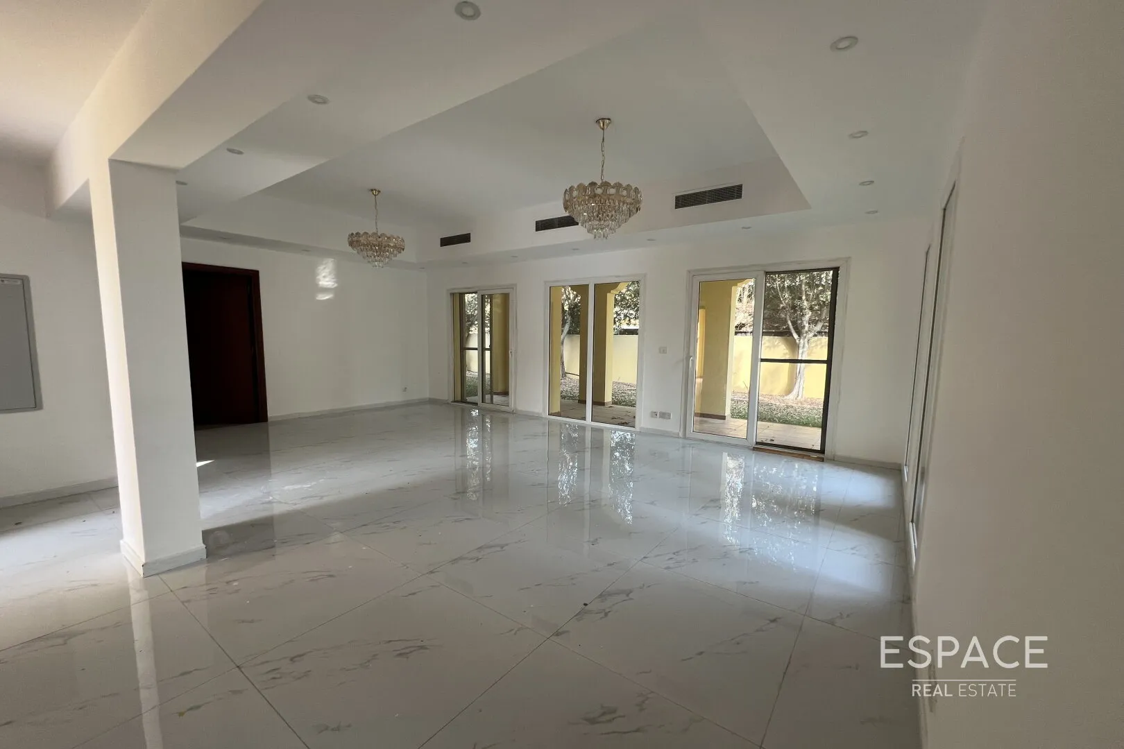 single static gallery