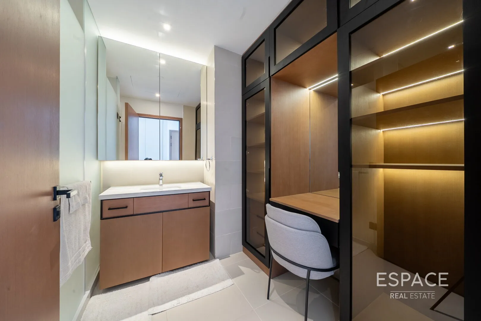 PropertiesGalleryCamera
