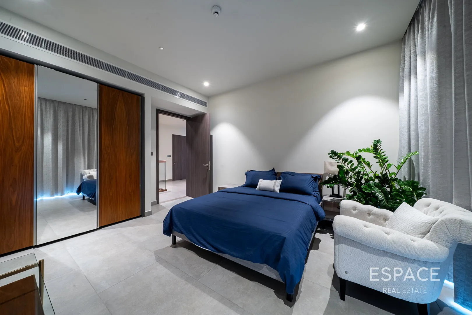 PropertiesGalleryCamera