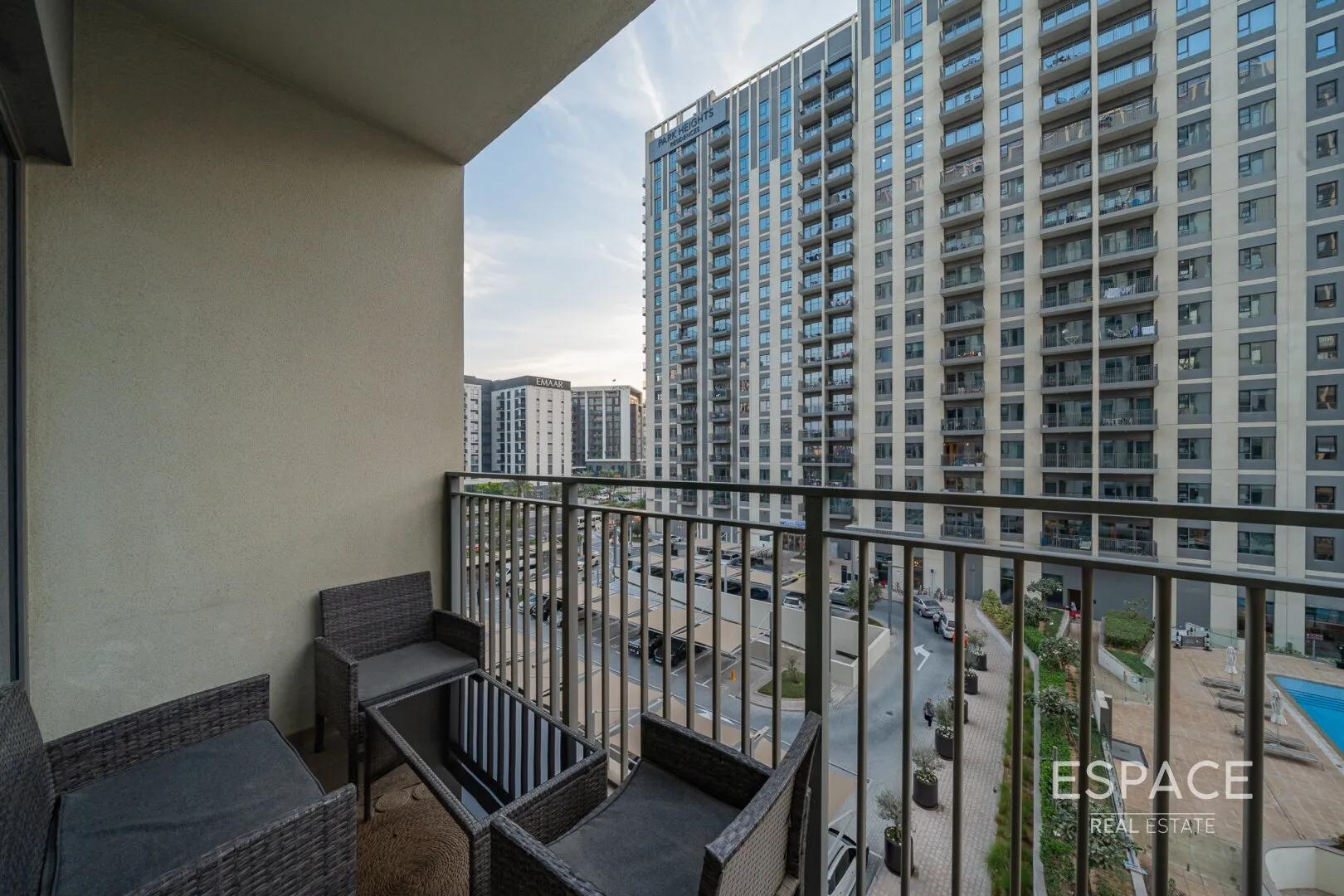 PropertiesGalleryCamera