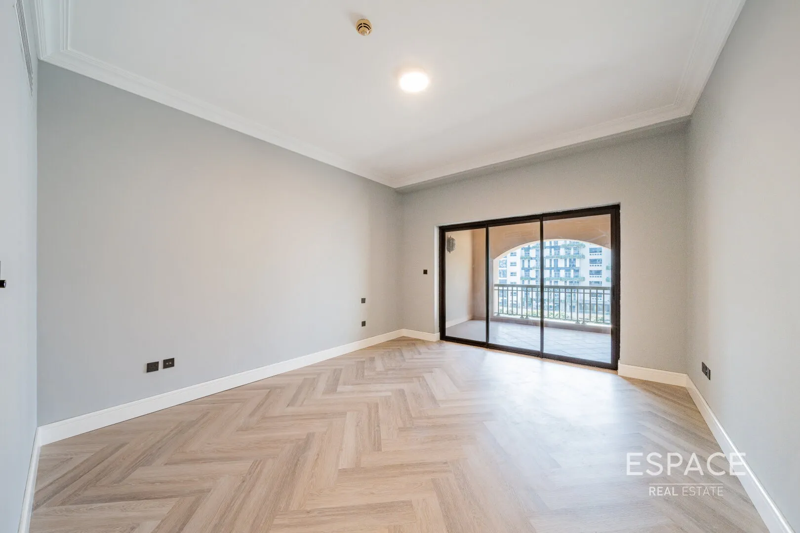 single static gallery